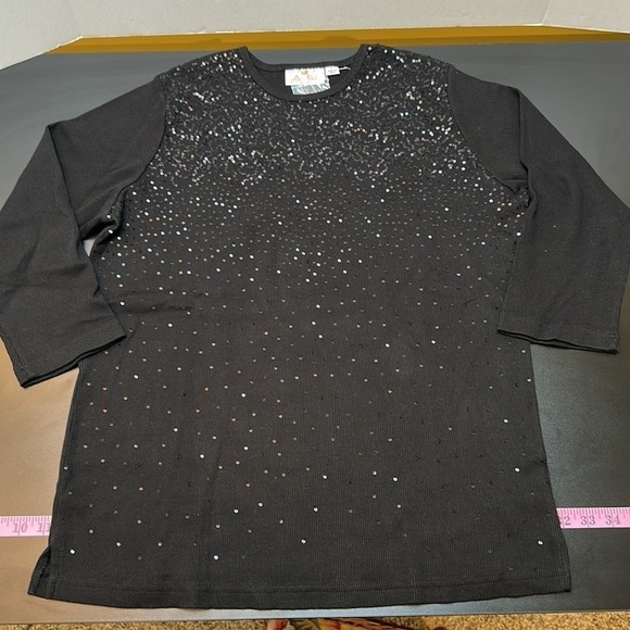 Quacker Factory Black Gradient Sequins 3/4 Sleeve Top Size Large Crew Neckline - Picture 10 of 10